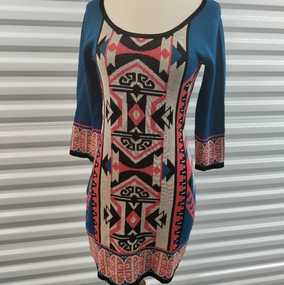 🆕Flying Tomato | Aztec Print Bodycon Sweater Dress Size Small Women's - Picture 2 of 16